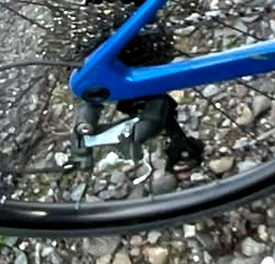 Cambio trasero y eje pasante trasero